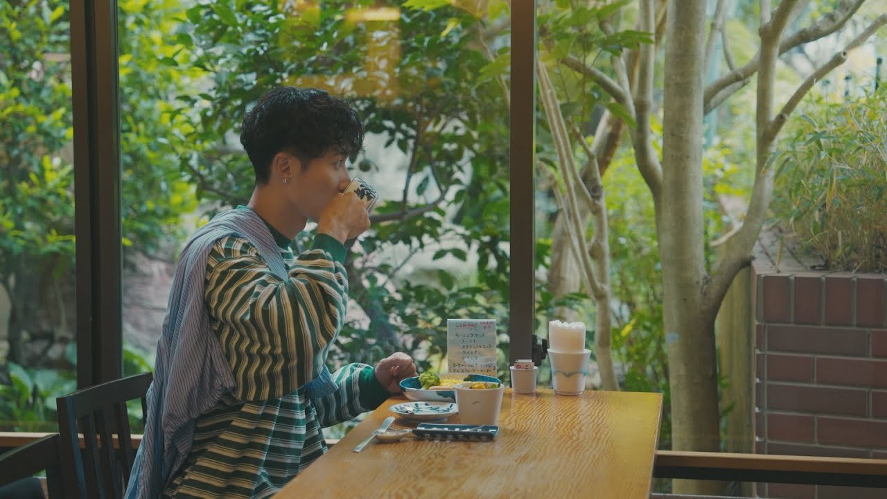 SnowBillboard's tweet card. 西武鉄道「モーニング」篇 Web CM 15秒