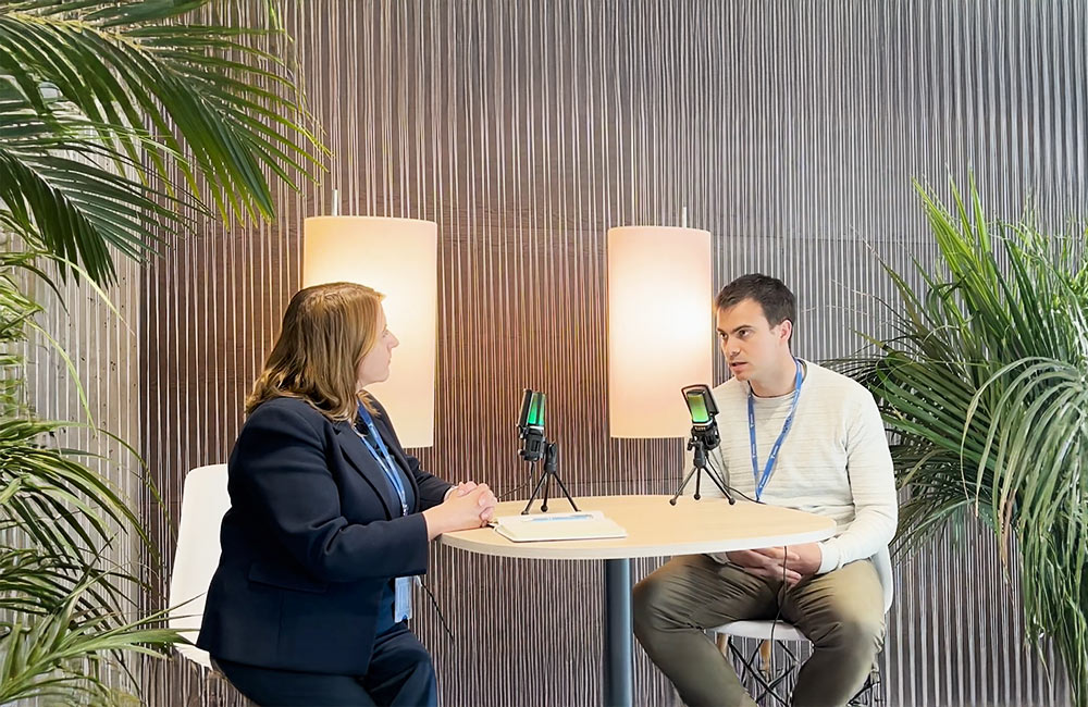 TelefonicaTech's tweet card. En nuestro compromiso por reforzar la ciberseguridad en servicios críticos, profundizamos en la directiva NIS2, un marco europeo que busca proteger la información y garantizar la continuidad de los...