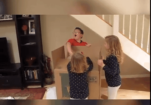 UltraCriptos's tweet card. Estas son las diveridas acciones de niños al conocer el sexo de su nuevo hermano, Alegria para unos tristeza para otros