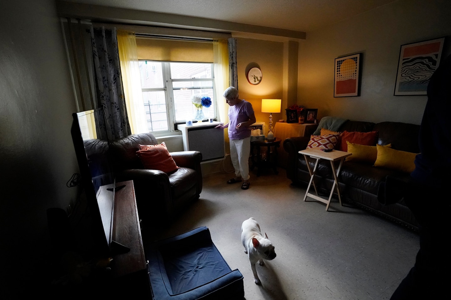 ACEEEdc's tweet card. Compact heat pumps that slot into windows could be a planet-friendly way to efficiently heat and cool apartment buildings without breaking the bank, experts say.