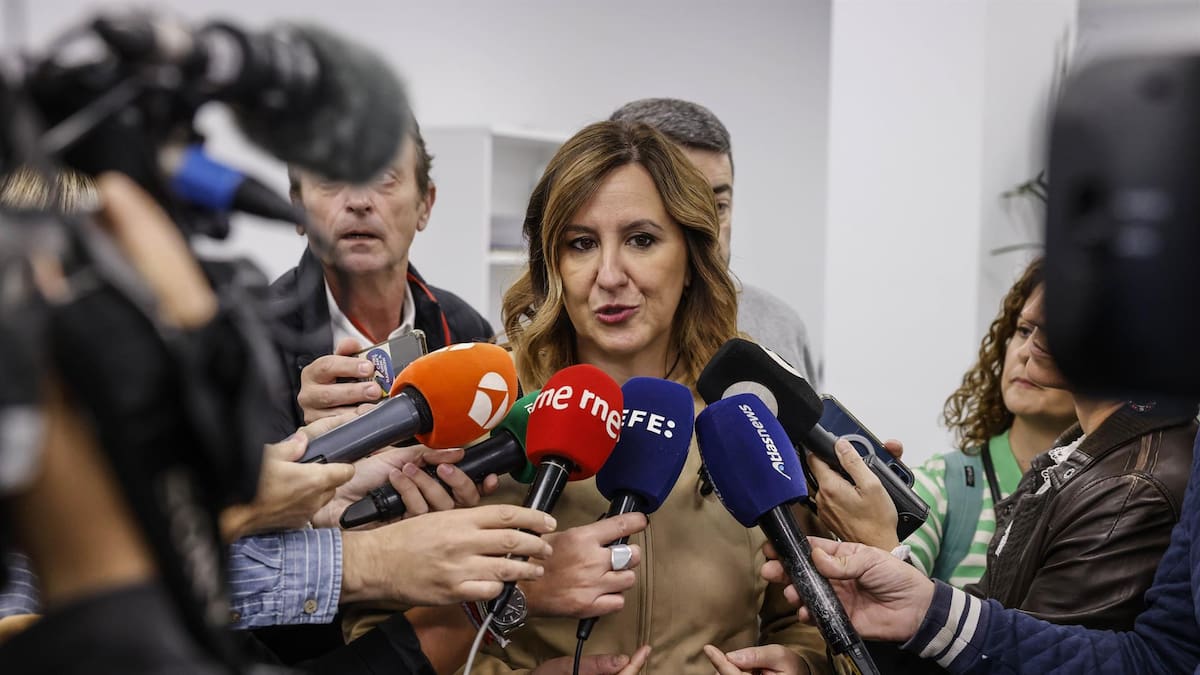 La_SER's tweet card. La alcaldesa de València ha llegado a afirmar en Onda Cero que el Franquismo tuvo aspectos positivos, sobre todo, según ella, en materia de infraestructuras