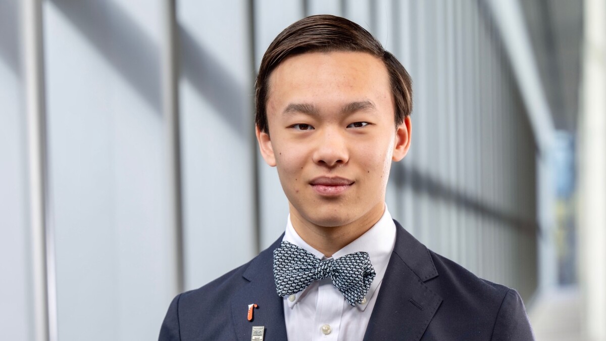 WDIYFM's tweet card. On this episode of Teen Scientist, Rayna Malhotra welcomes Jason Wang, a senior at Brentwood High School in Tennessee and 2023 Regeneron Science Talent Search Finalist.