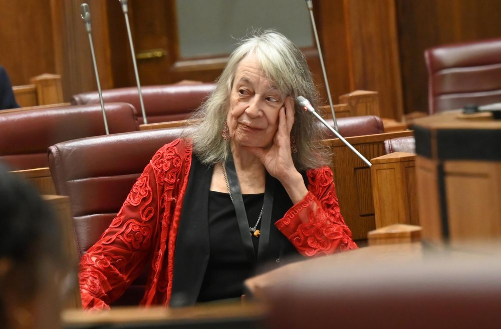 WeekendArgus's tweet card. Violence Monitor Professor Mary De Haas has firmly refused to disclose her confidential sources during Parliamentary testimony about police infiltration by criminal syndicates, causing tension with...