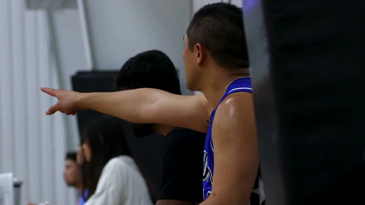 amandasiewyk's tweet card. Jaylin Williams is making history by being the first NBA player of Vietnamese descent to make it to the NBA Finals. The Oklahoma Asian Basketball Association says this is an important moment for them.