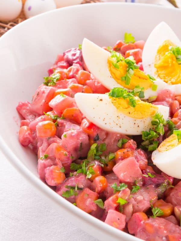paulinaroad's tweet card. Looking for an Easy Spanish Potato Salad with Beets Recipe? This Spanish summer salad is the perfect Spanish salad that perfectly combines potatoes and beets.