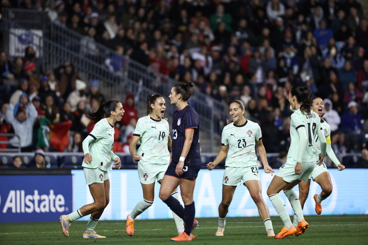 zerozerofem's tweet card. A Federação Portuguesa de Futebol (FPF) anunciou, esta terça-feira, que retirou a candidatura de Portugal à organização do Campeonato Europeu feminino de 2029