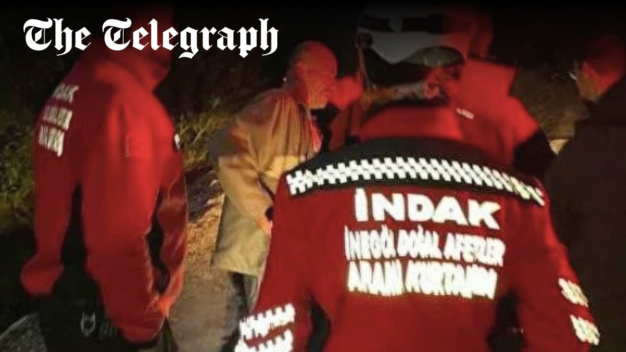 WeAreAllBadgers's tweet card. Man who went missing in woodland was only discovered when a rescue team member called his name and he replied ‘I am here‘