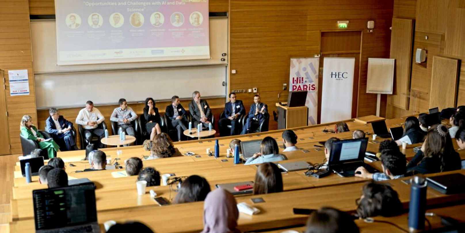 DavidAngevin's tweet card. Shie Mannor devait intervenir lors du « Hi ! Paris Summer », événement organisé du 7 au 10 juillet à l’École polytechnique et dédié à l’intelligence artificielle. Son avocate a déposé plainte.