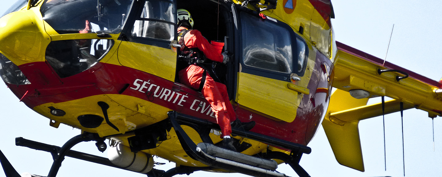 Courdescomptes's tweet card. La Cour a examiné les comptes et la gestion des formations militaires de la sécurité civile – brigade de sapeurs-pompiers de Paris (BSPP), bataillon de marins-pompiers de Marseille (BMPM), formations...
