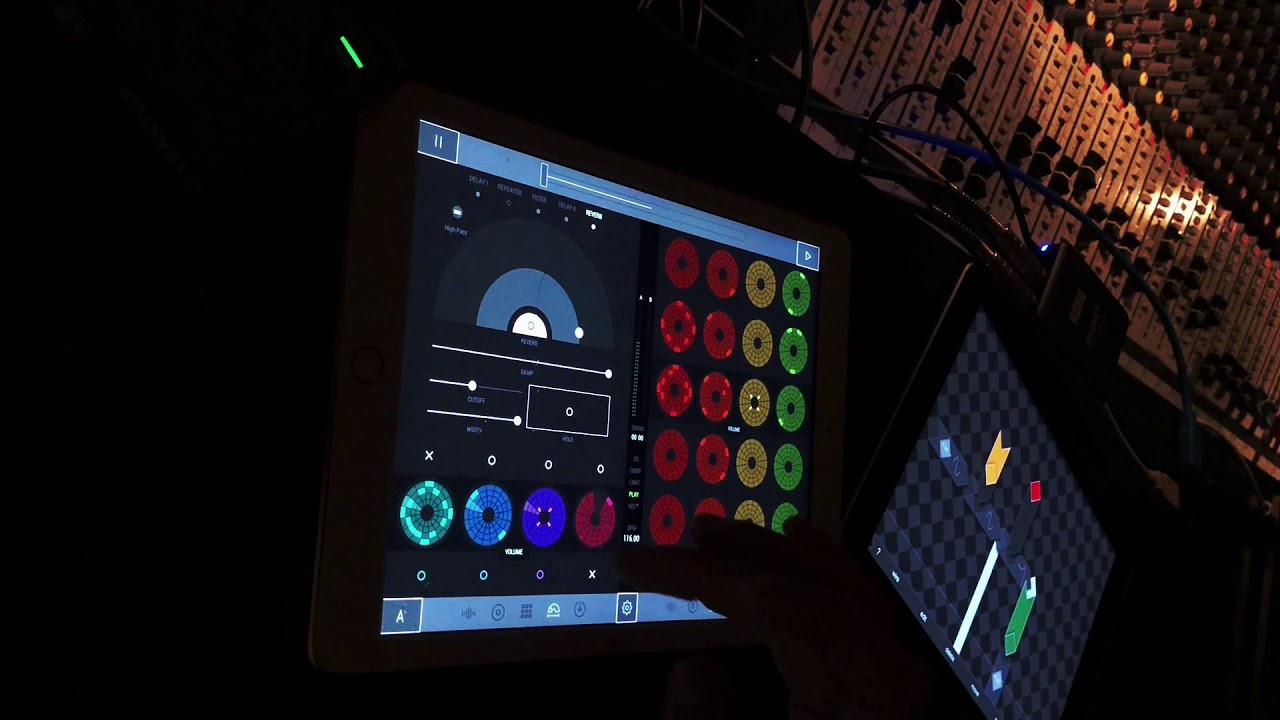 Loopseque's tweet card. Loopseque 8 live sketch #02