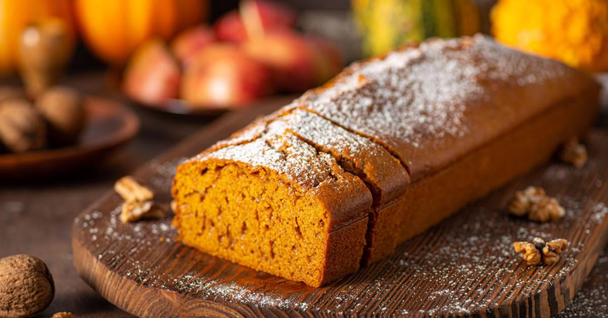 backyardboss's tweet card. Make your Thanksgiving dinner unforgettable with pumpkin bread! Soft, spiced, and full of cozy autumn flavor, it’s the side that steals the spotlight.