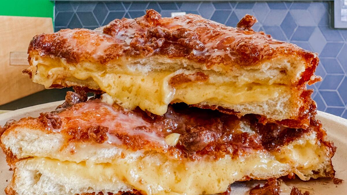 JeanSTrinh's tweet card. Here are the best restaurants to try dishes with salted egg, a classic ingredient in many Asian cuisines.