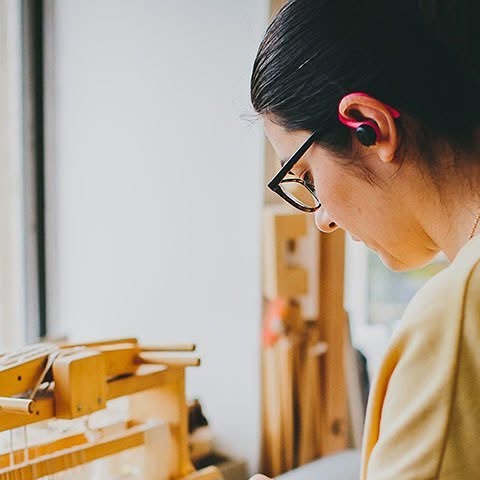 CSaboDesigns's tweet card. Cassandra Sabo Designs | Textile Designer | Weaver | Educator (@csabodesigns) • Instagram photo