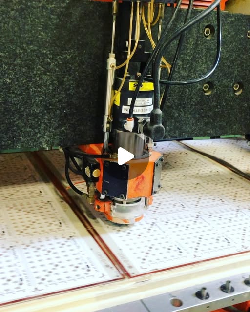 AuroraCircuits's tweet card. Aurora Circuits (@aurora_circuits) • Instagram video