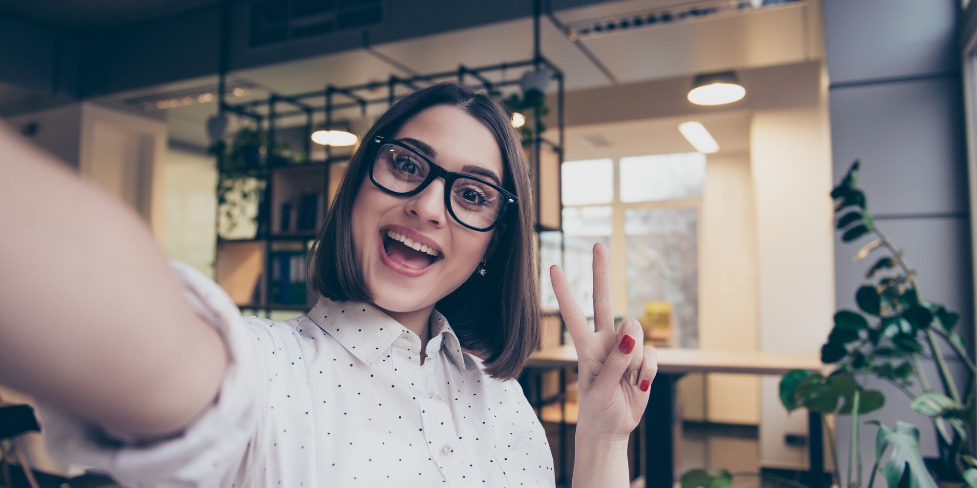 KeyTrak's tweet card. Discover how oversharing on social media can compromise your organization's key security and learn essential tips to protect your assets and team.