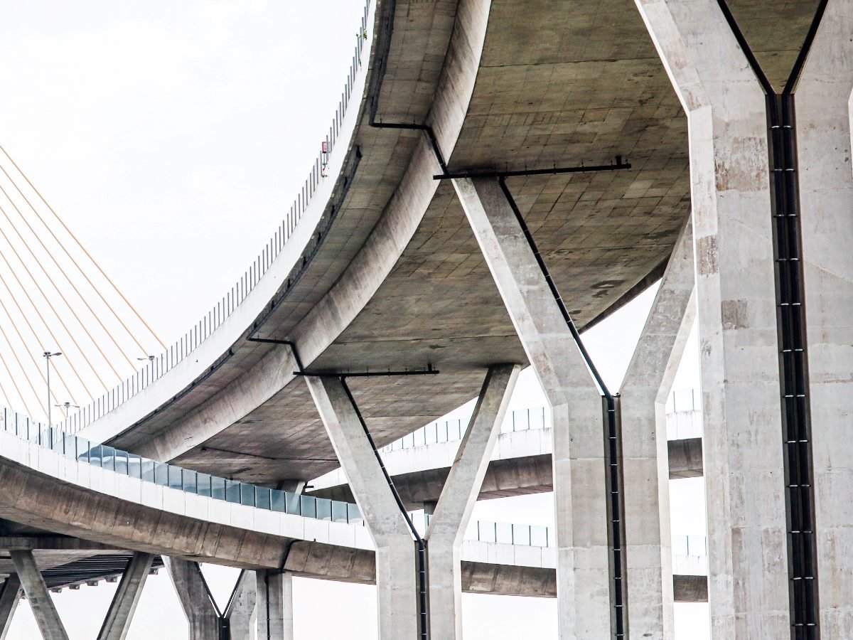 ImageWorks's tweet card. Billions are wasted on dashboards and data collection. True journey intelligence comes when leaders turn insights into real-time action.