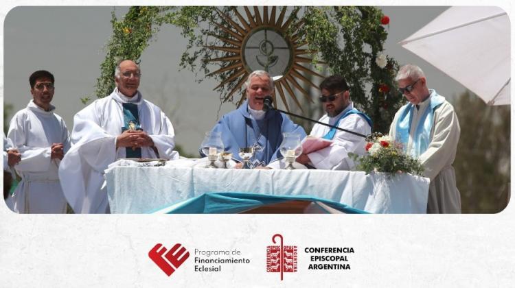 AgenciaAica's tweet card. Está previsto para el lunes 11 de agosto, a las 19, en modalidad virtual. Servirá para reflexionar sobre esta tarea que compete a la comunidad católica.