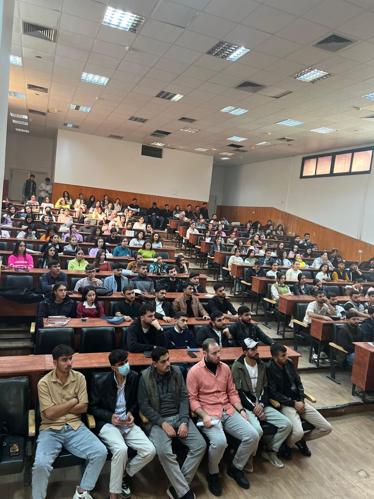 PYD_Rojava's tweet card. عقدت لجنة العلاقات في حزب الاتحاد الديمقراطي (PYD) في بلدة كركي لكي اجتماعاً موسعاً مع طلاب جامعة روج آفا، ناقش