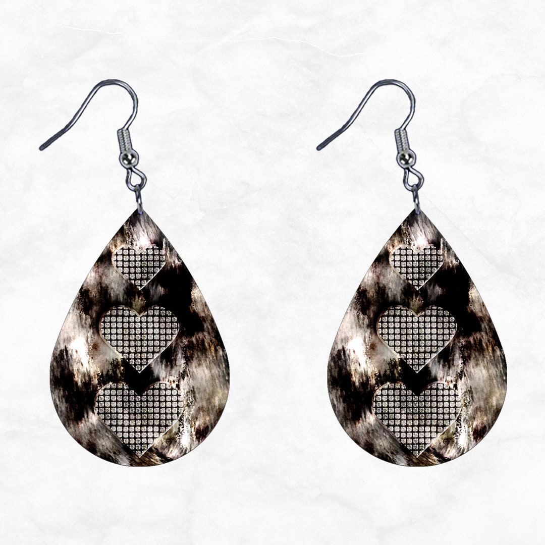 HNDdesign1's tweet card. This Digital Drawings & Illustrations item is sold by HNDDesignShop. Ships from United States. Listed on Nov 18, 2025