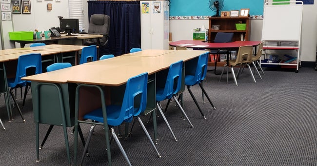 NicoleLonis's tweet card. Help me give my students hands-on science fun to enhance their learning everyday. Help us get science materials to make it more engaging and fun. I have a class of 3rd graders who love hands-on lea...