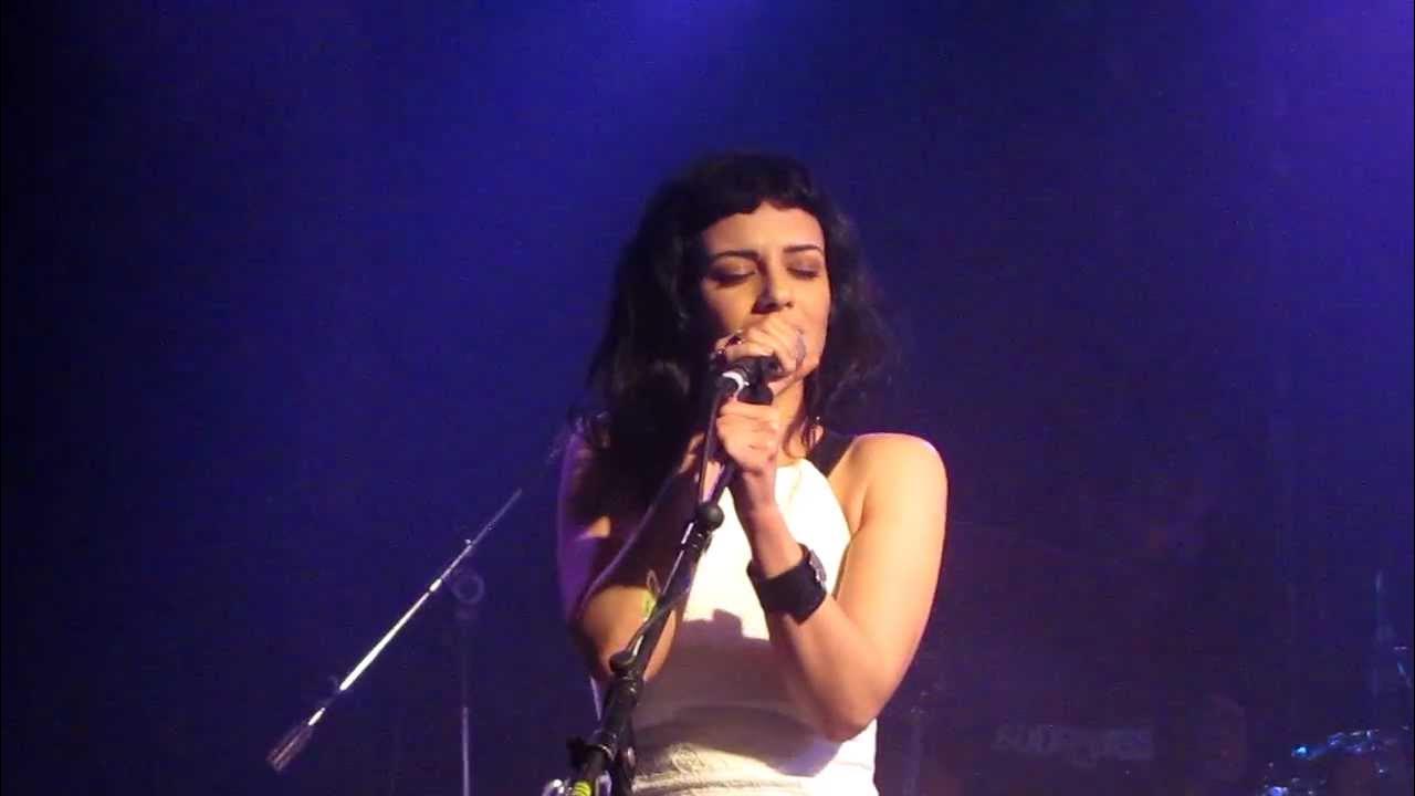 IrMiklatBlog's tweet card. רונה קינן מארחת את נינט טייב - עיניים זרות