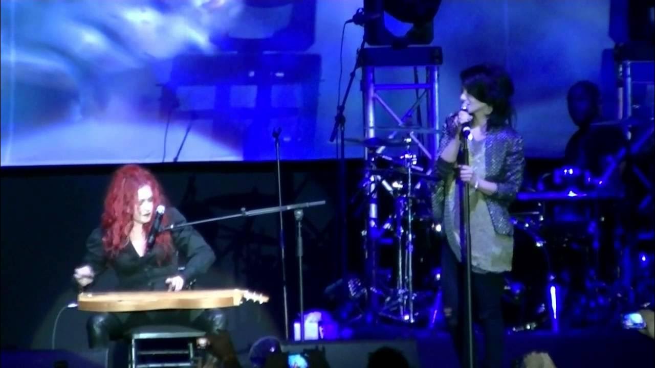 IrMiklatBlog's tweet card. Cyndi Lauper Feat Ninet - True Colors - סינדי לאופר ונינט