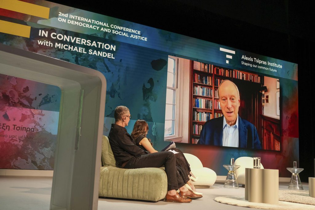 ATsiprasInst's tweet card. Η πρώτη απειλή για τη δημοκρατία άρχισε να διαφαίνεται από τη δεκαετία του ’90 με τη νεοφιλελεύθερη παγκοσμιοποίηση  επεσήμανε ο Michael Sandel, κατά την