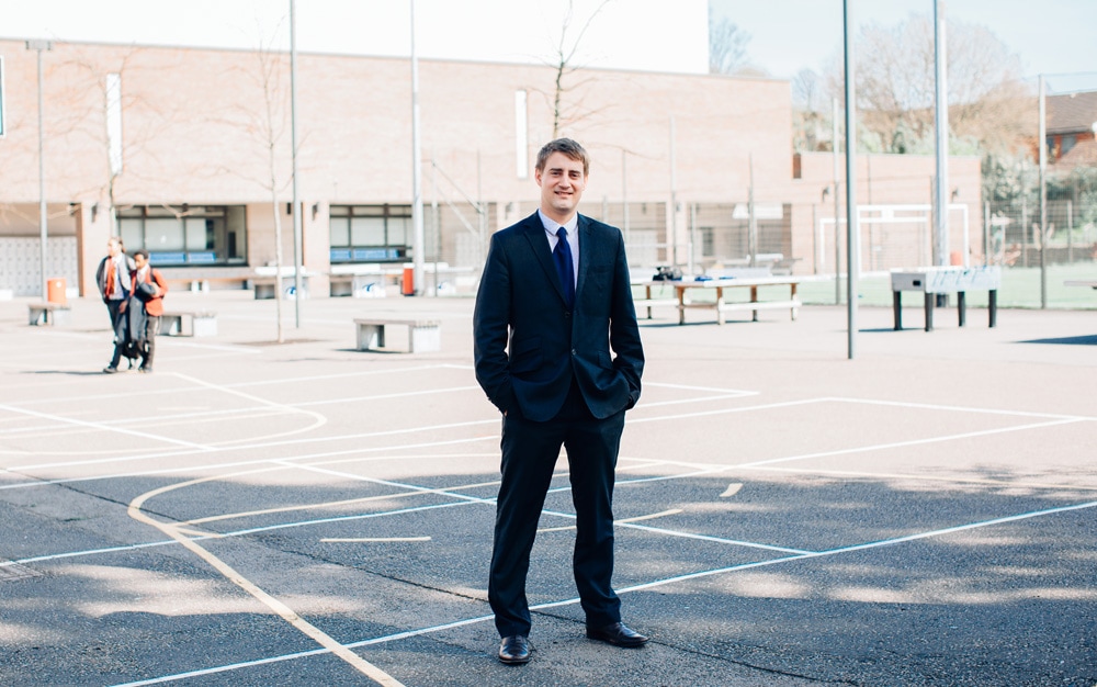 joedale's tweet card. Language is a tricky subject to get students interested in; so this London school teacher moved the classroom to the football pitch.