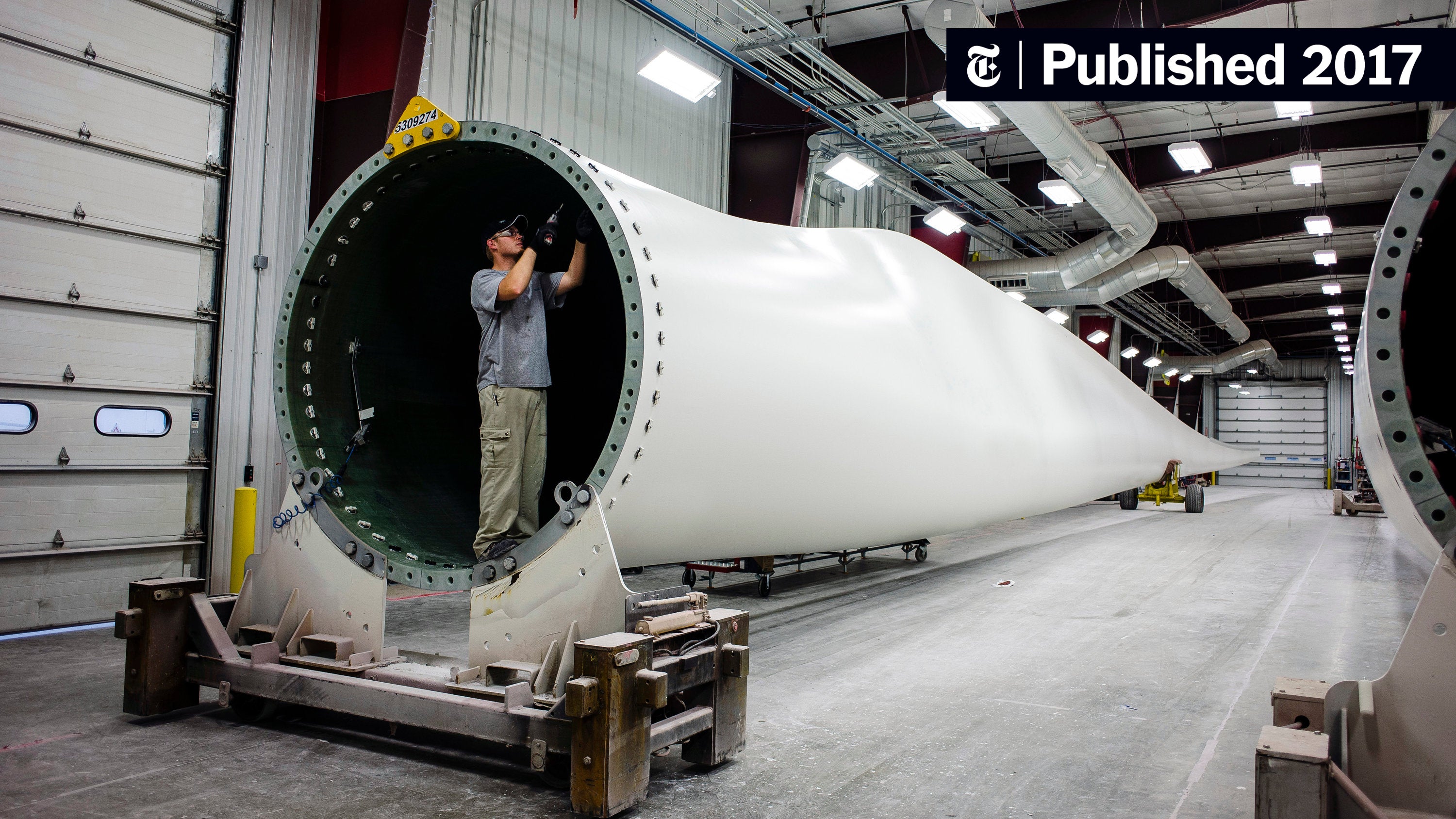 TSP_SmartEnergy's tweet card. The final text of the legislation reverses language in earlier versions that could have slowed the growth of renewable energy.