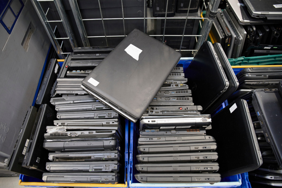 WaveLengthHelp's tweet card. The Digital Poverty Alliance is calling on UK public sector organisations to re-use IT devices instead of discarding them.