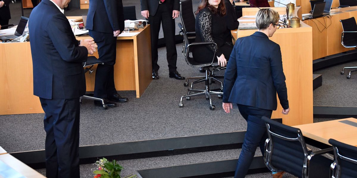 OnPropFor's tweet card. Es ist Zeit für eine politische Herangehensweise, die sich mit derselben Leidenschaft am Gelungenen erfreut, mit der sie das Üble zu verteufeln sucht.