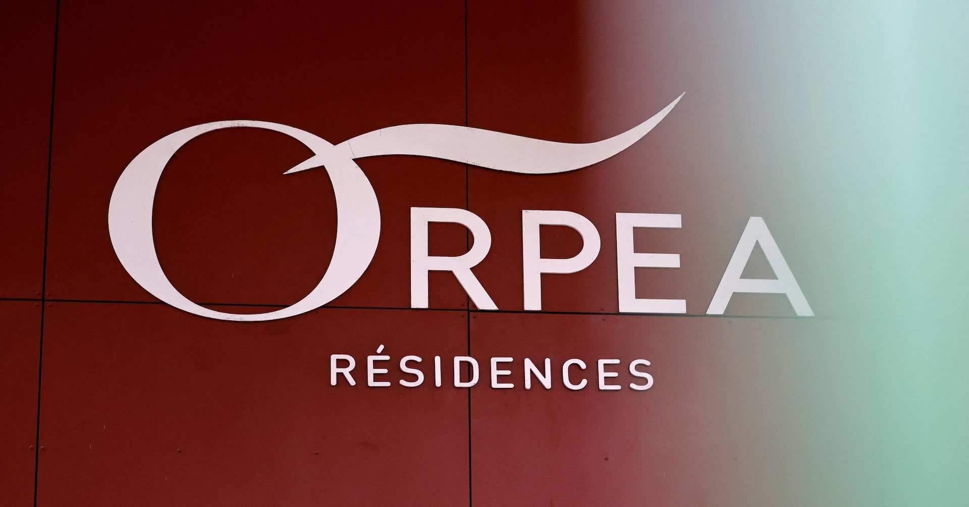DrVivianS's tweet card. A French court has opened a preliminary investigation of three former senior executives at French nursing care provider Orpea , following a criminal complaint filed by the company in late 2022, it...