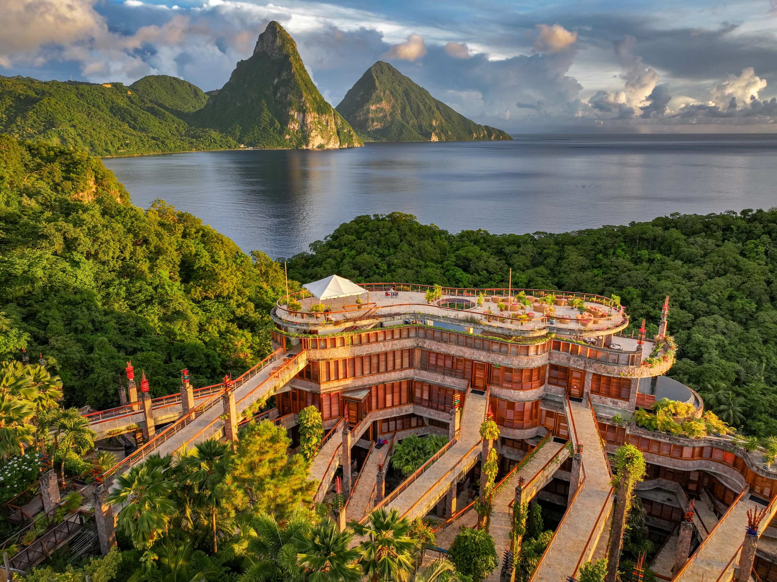 ANSECHASTANET's tweet card. Two of St. Lucia’s top resorts — Jade Mountain and Anse Chastanet — have once again earned top honors at the World Travel Awards.