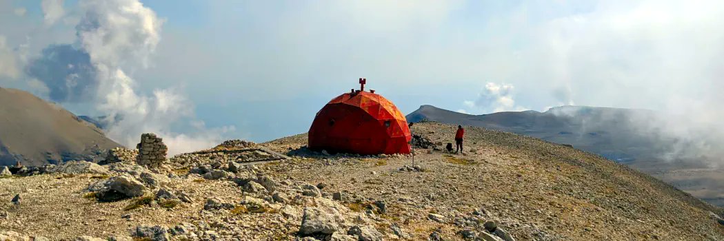 pauloxnet's tweet card. A quick-start guide to create a web map with images, using the Python-based Django web framework, leveraging its GeoDjango module, and Pillow, the Python imaging library, to extract GPS information...