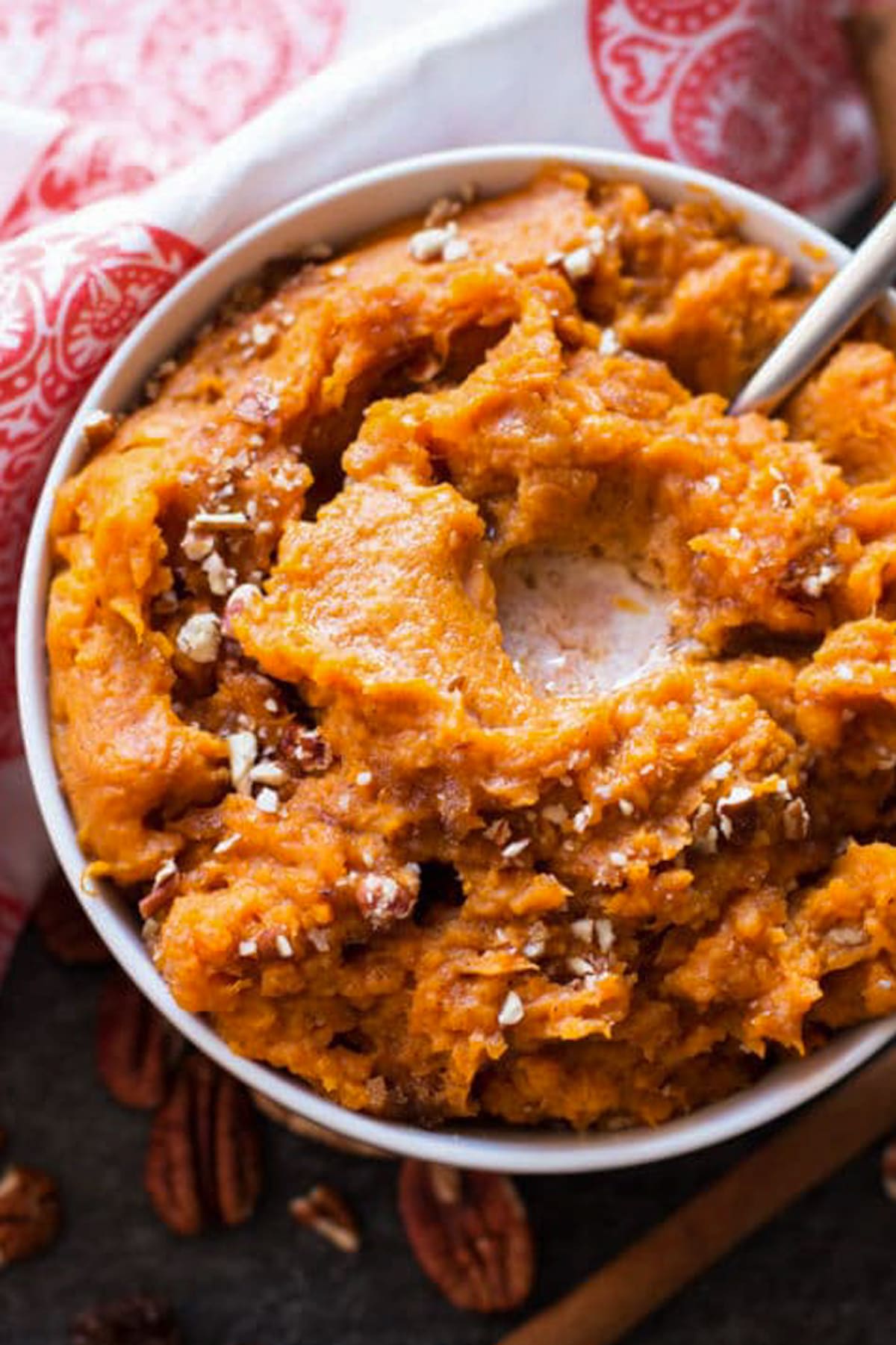 servfromscratch's tweet card. Creamy and delicious while both sweet and savory, these mashed sweet potatoes are the perfect side dish to accompany any weeknight dinner. And they are out of this world delicious!