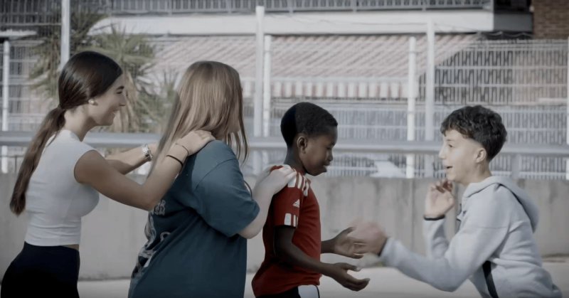 Tweet card summary image