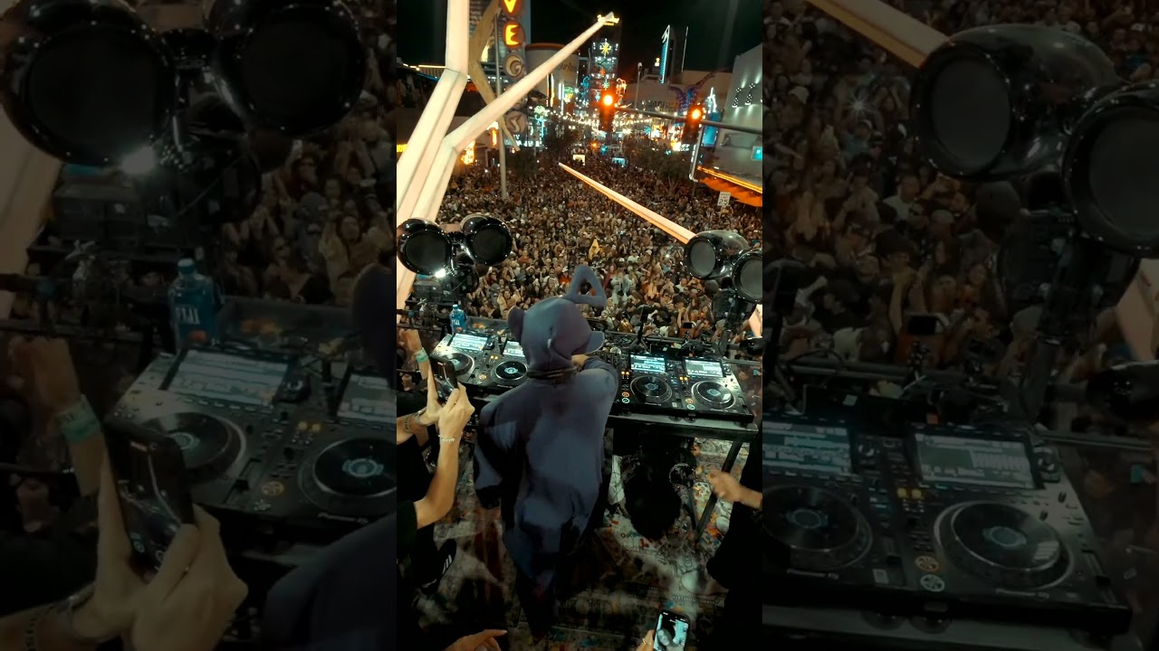 ZennieAbraham62's tweet card. LIVE with @Diplo #dj #housemusic #edms #electronicmusic #party #diplo #lasvegas #techno #edm