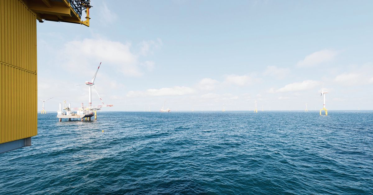 paulvanderwerff's tweet card. Klimaatverandering: Als miljardensteun wordt aangegrepen voor klimaatbeleid, kunnen enorme financiële risico’s van opwarming worden vermeden.