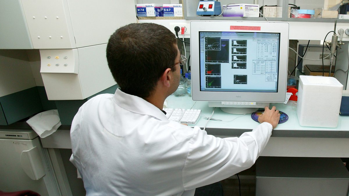 EllenCoughlan's tweet card. Will a combination of data and artificial intelligence transform the future of the NHS?