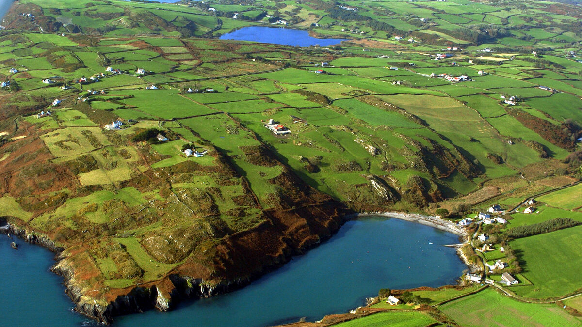MaREIcentre's tweet card. Findings will inform future planning of coastal management, which is critical for the South-West coast from Dingle Peninsula to Cape Clear