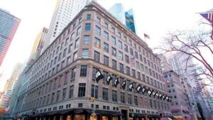 CayuelaRichard's tweet card. Au menu des 10 idées de la semaine : Fabletics débarque au Mexique, Prada habille les astronautes, Pizza Hut joue la carte de la nostalgie...