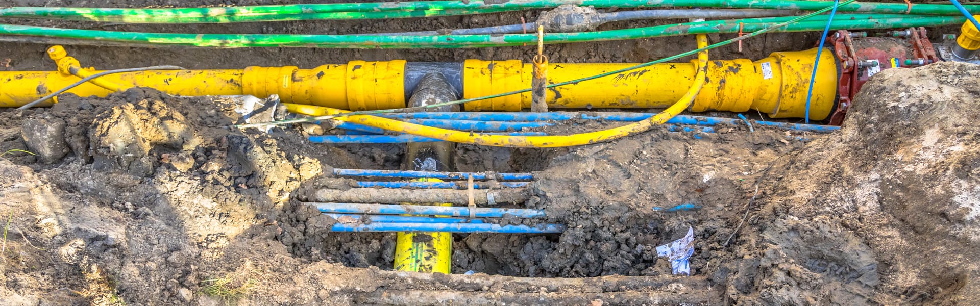 CUUtilities's tweet card. Connecting a building to essential services like electricity, gas, water, and telecoms involves a series of steps.