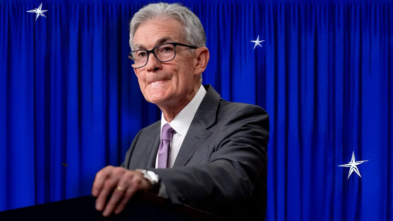 BitcoinNews's tweet card. Predictions from betting market participants and futures markets are showing a growing belief that a bigger cut will take place.