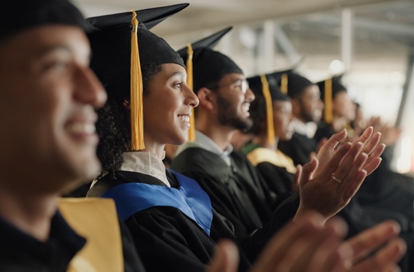 CEBSProgram's tweet card. Global economic uncertainty has led to a job market that is considerably different from that of recent years. Today's blog highlights what new graduates value most in benefit offerings.