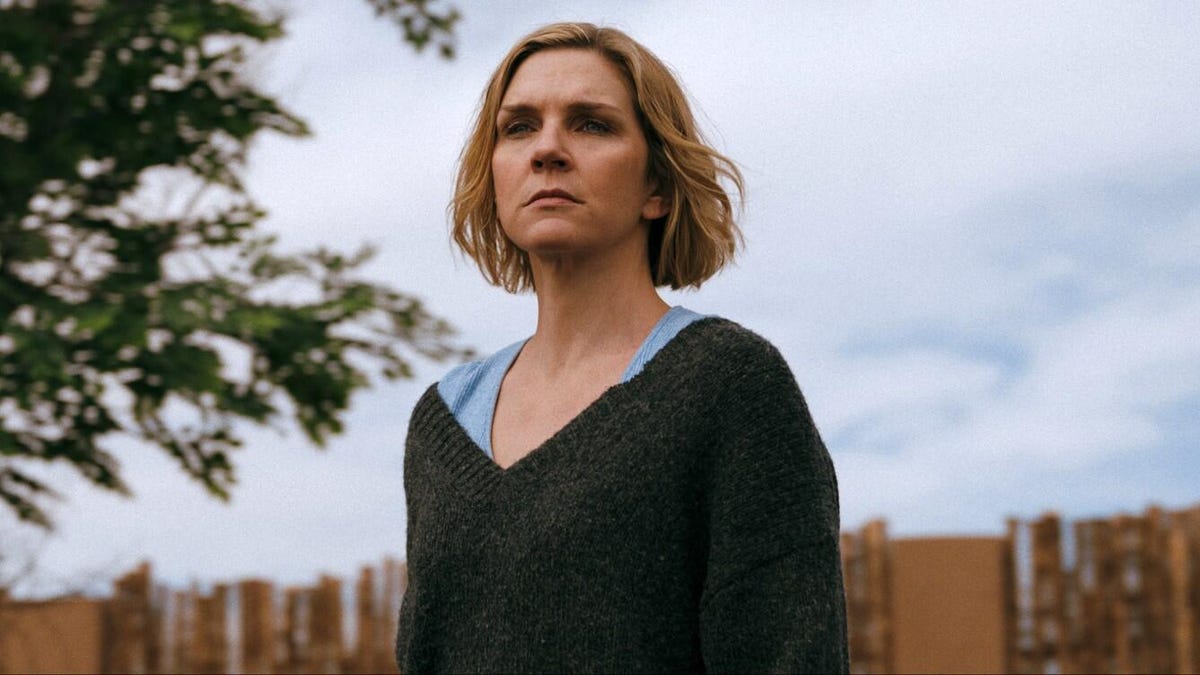 CNET's tweet card. No other streamer does sci-fi like Apple TV.