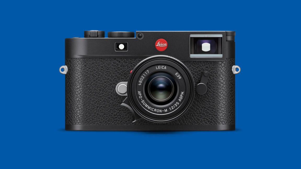 LifeInLoFiBlog's tweet card. Technology has all but removed human ability from the process of taking a picture.