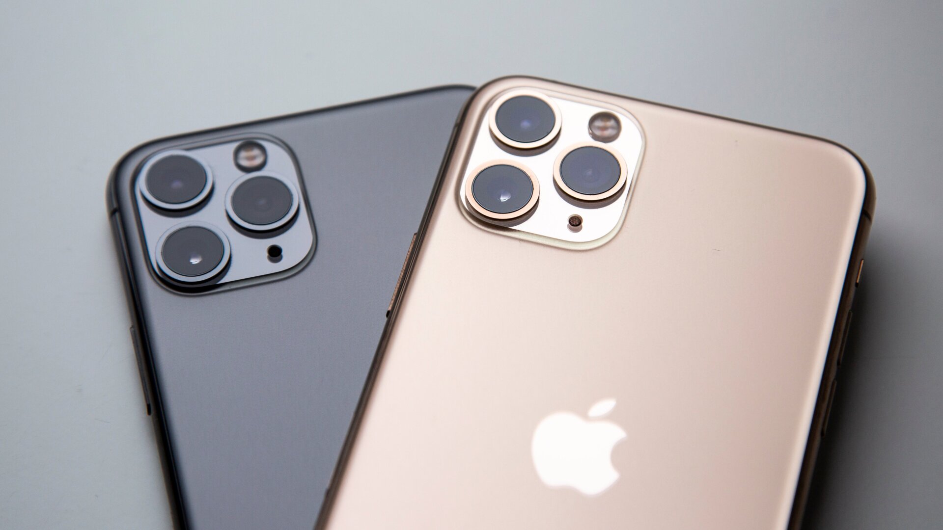 LifeInLoFiBlog's tweet card. This week, iPhone 11 owners are supposed to get a free upgrade to their cameras thanks to a beefed-up neural engine and “mad science.” It’s called Deep