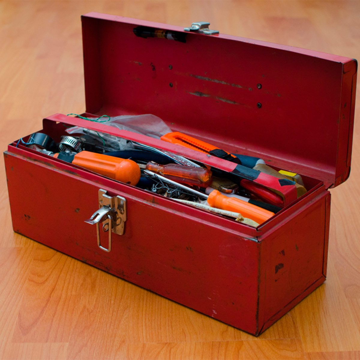 Family_Handyman's tweet card. It doesn't matter if you are a long-time DIYer or just starting out, there are some tools of the trade that are crucial in getting jobs done.