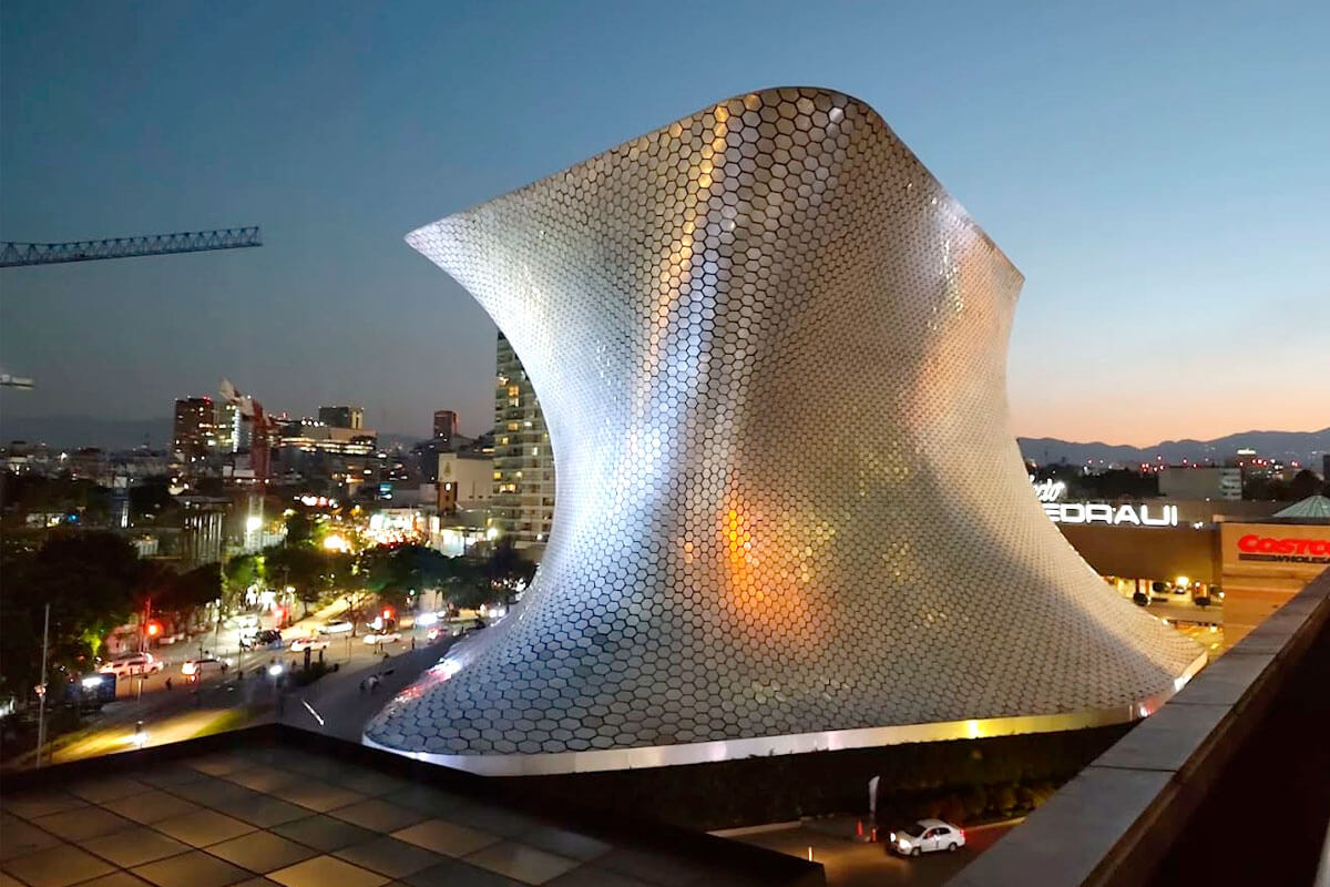 ConectandoN's tweet card. Entre 2025 y 2030, la firma construirá hospitales, vivienda, oficinas y centros comerciales, además de sumar 500 mil metros cuadrados en nuevos proyectos en proceso de autorización.