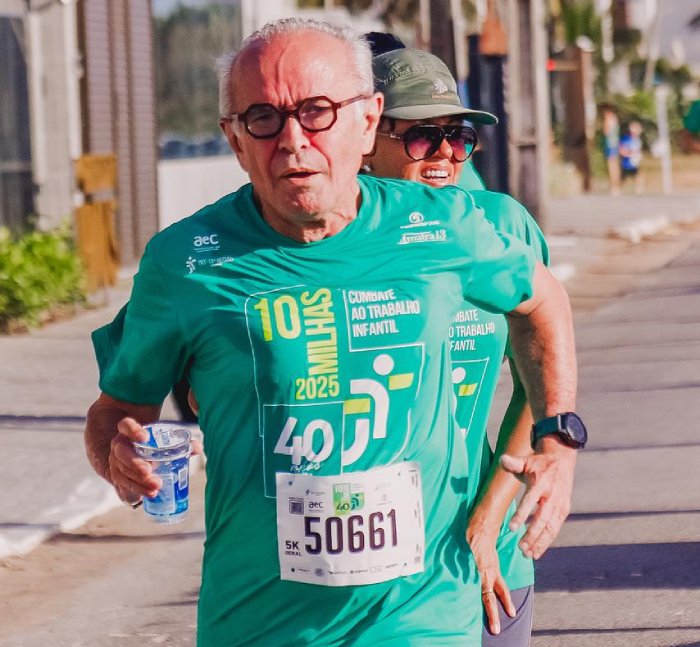 PoderParaiba's tweet card. Cícero Lucena tende a vetar o projeto que determina a apresentação obrigatória de atestado médico para participação em provas de rua